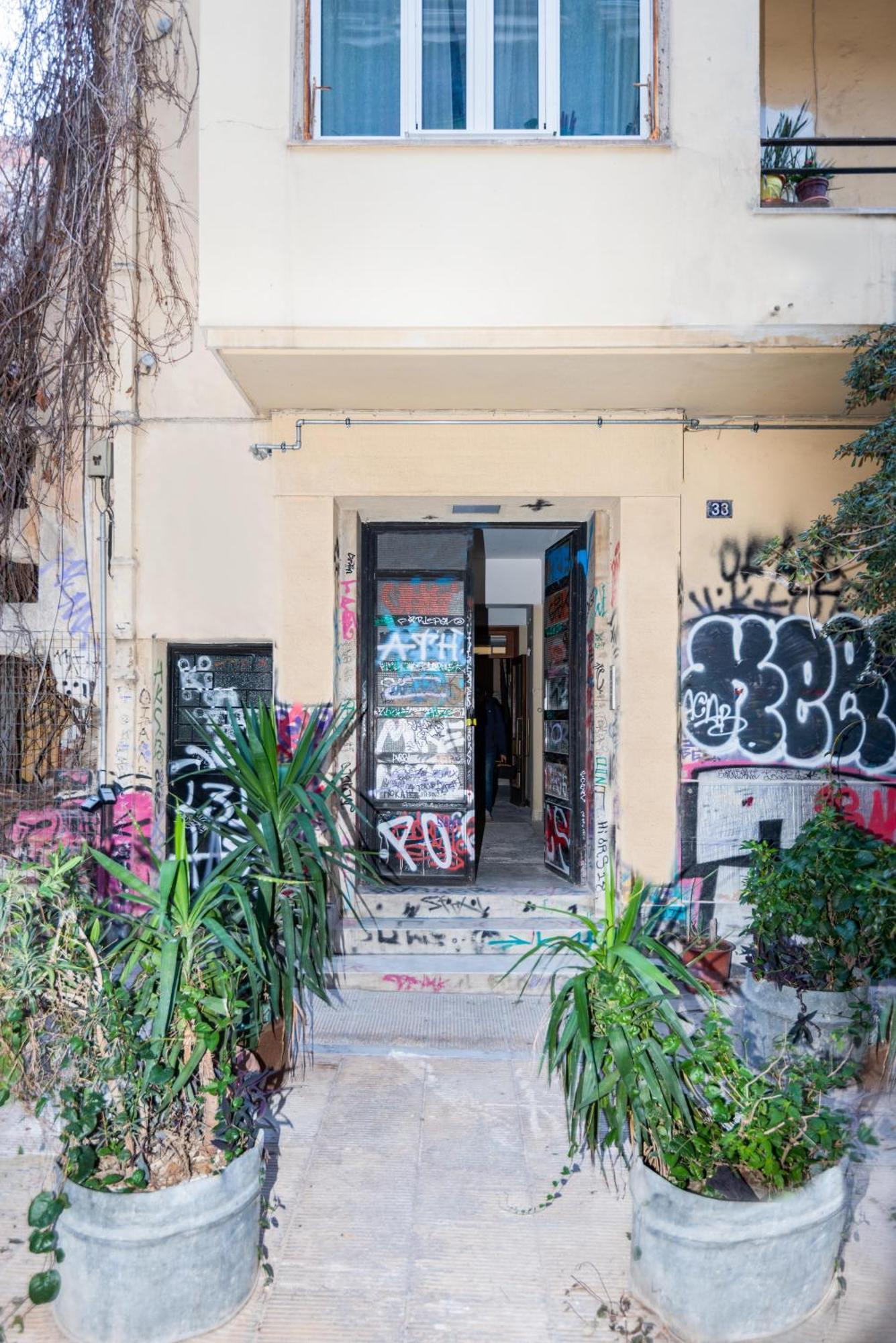 Zen Love, Exarchia Athen Exterior foto